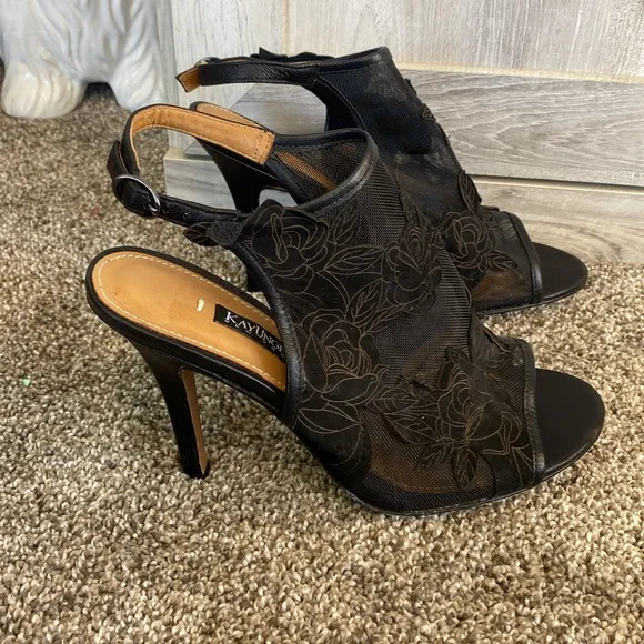 Kay Unger, Mesh &amp; Floral Leather Black Sandals Heels Platform Sexy