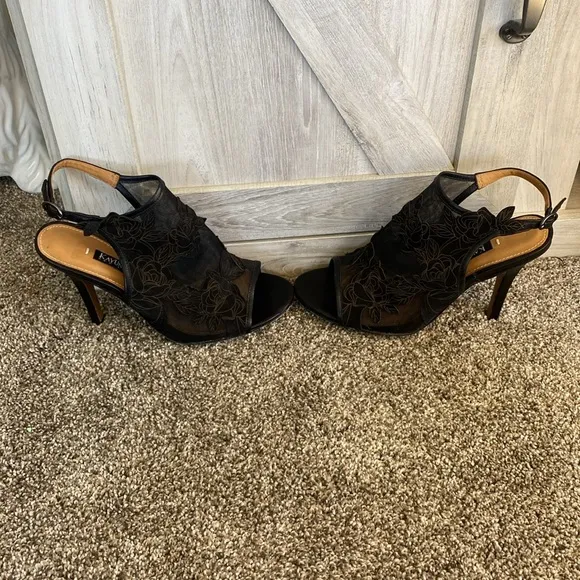 Kay Unger, Mesh &amp; Floral Leather Black Sandals Heels Platform Sexy