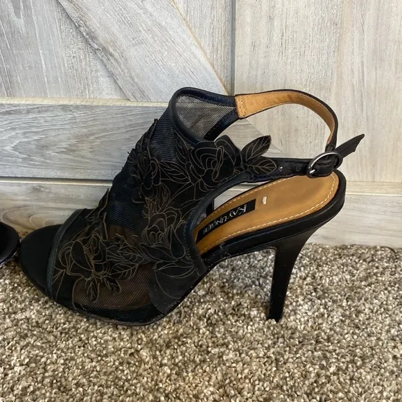 Kay Unger, Mesh &amp; Floral Leather Black Sandals Heels Platform Sexy
