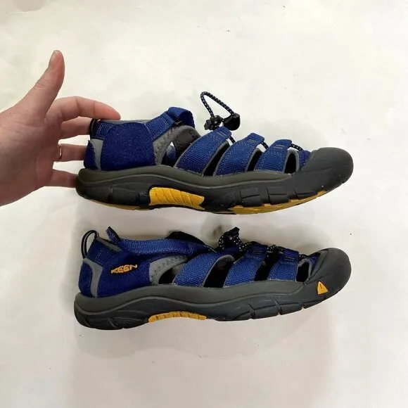 Keen Big Kids' Newport H2 Sandal Blue 5