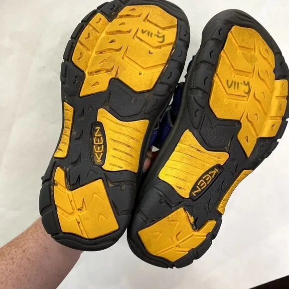 Keen Big Kids' Newport H2 Sandal Blue 5