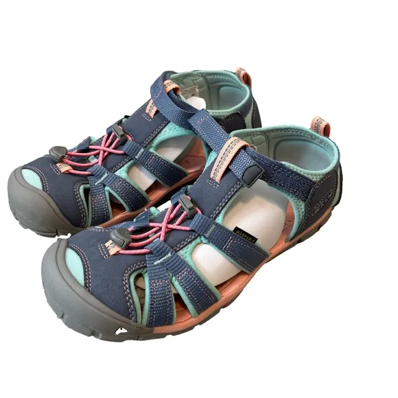Keen Big Kids Youth Seacamp II CNX Sandals Size 6 Slate Blue with Aqua &amp; Pink