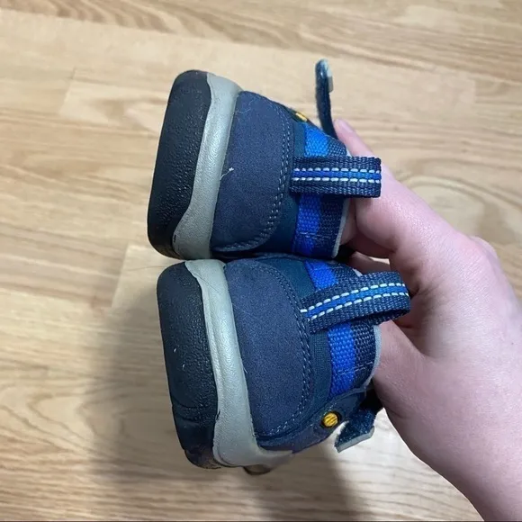 Keen Blue Outdoors Sandals Sz 3 Hiking Closed Toe Adjustable Kids Youth