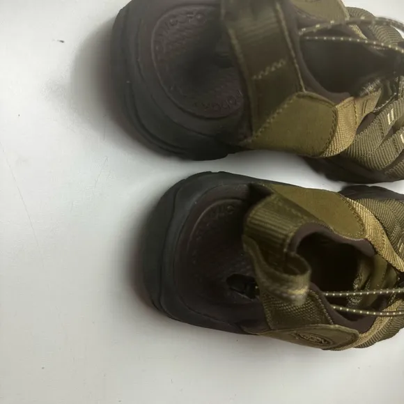Keen Greenish Newport H2 Hiking Newport QuickDry Webbing Water Bungee Sandals 12