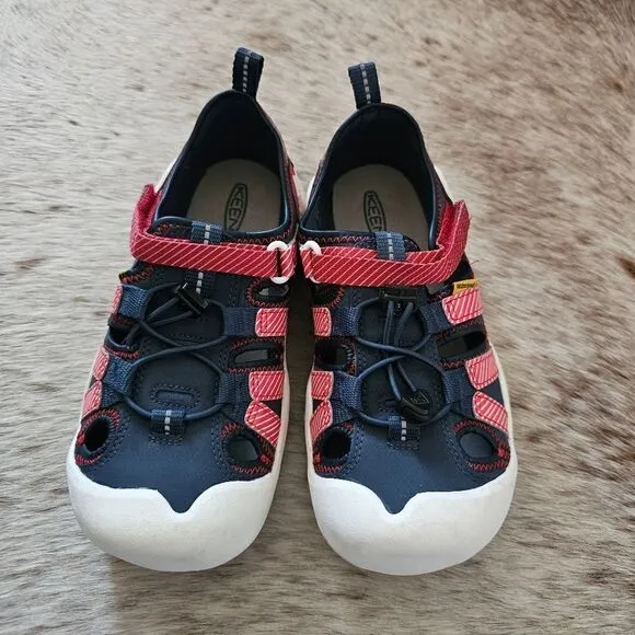 KEEN Knotch Creek Boys Sandals Blue &amp; Red Size 4 NEW