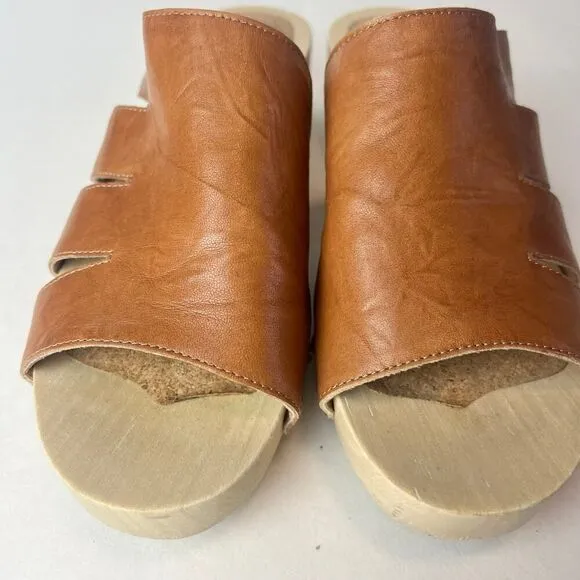 Kelsi Dagger Brooklyn Garden Heels Wood Clog Sandals Honey Tan Sz 7.5
