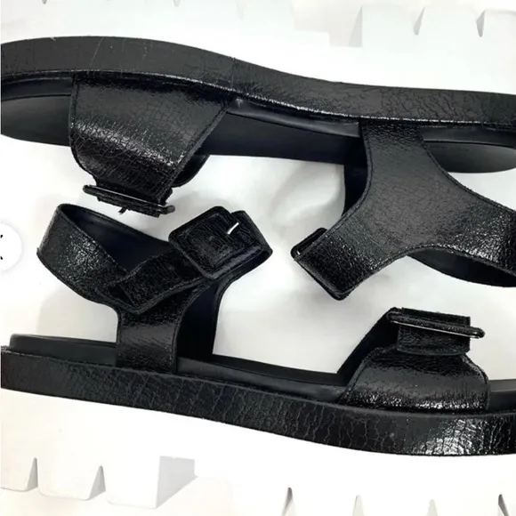 Kendall &amp; Kylie Wave Platform Ankle Strap Sandals Size 7.5