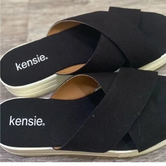 Kenzie platform slide sandals size 7.5M super comfortable.