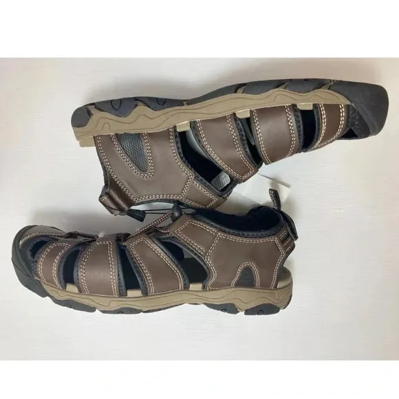 Khombu Men's Closed Toe Sandals Size 11