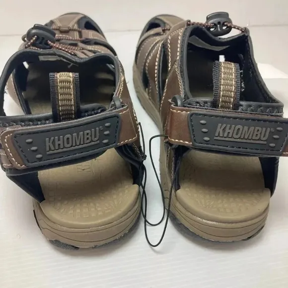 Khombu Men's Closed Toe Sandals Size 11