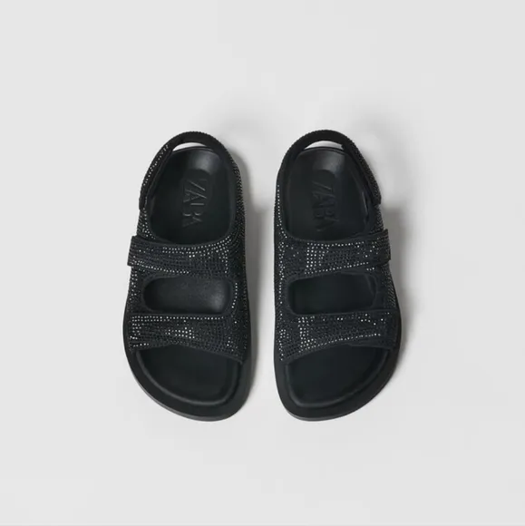 KIDS/ SANDALS WITH RHINESTONES SIZE 3.5