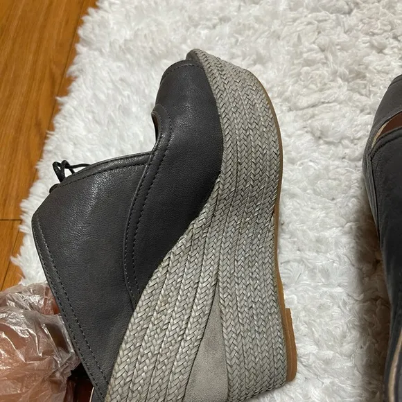 KOOBA WEDGE SANDALS
