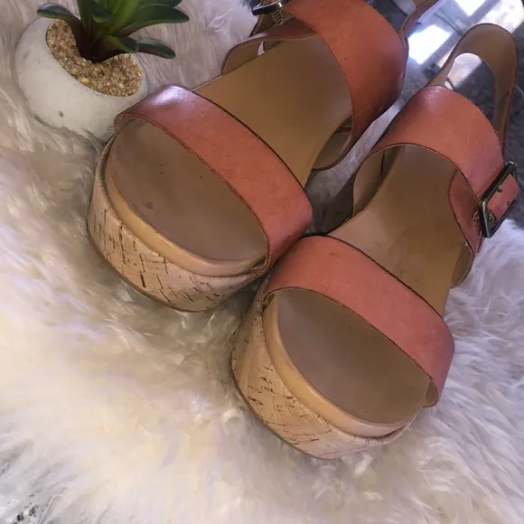 Kork-Ease Austin PLATFORM 3.5” WEDGE HEELS Leather SANDALS euc