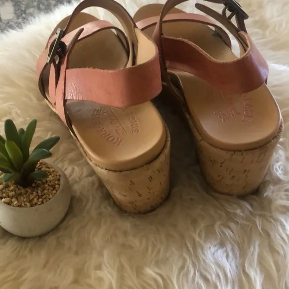 Kork-Ease Austin PLATFORM 3.5” WEDGE HEELS Leather SANDALS euc