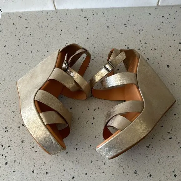 'Kork-Ease Grailey' Leather Gold Metallic Crisscross Strap Wedge Sandals Size 10