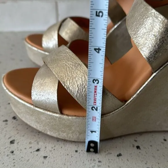 'Kork-Ease Grailey' Leather Gold Metallic Crisscross Strap Wedge Sandals Size 10