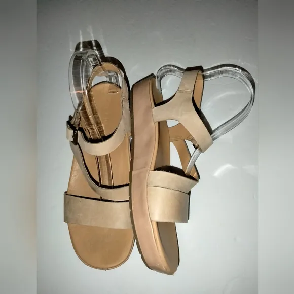 Korks-Ease (Size 9M) Tan Leather Upper Ankle Buckle Strap Platform Wedge Sandals