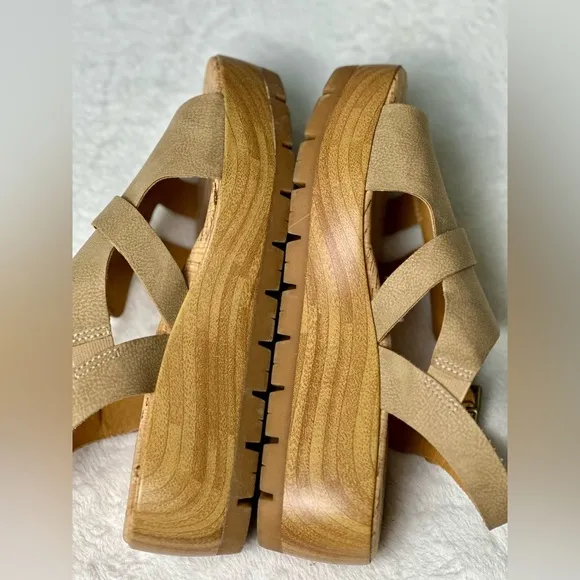 Korks Fallon Platform Wedge Sandals Size 7M