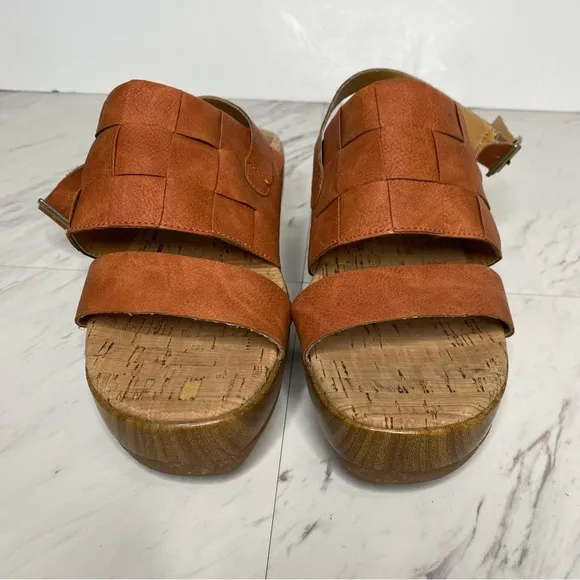 Korks Kork Ease Fraya Orange Brown Faux Leather Platform Wedge Sandal 9M