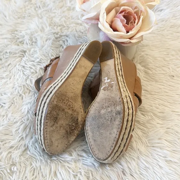 KORS Michael Platform Wedge Tan Leather Sandals women size 7.5