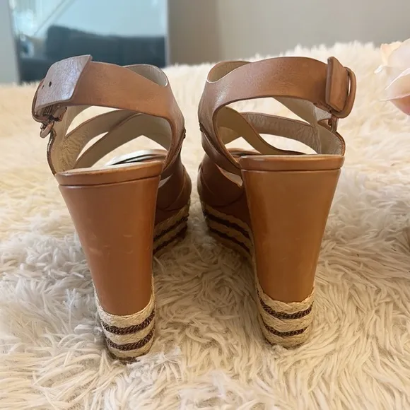 KORS Michael Platform Wedge Tan Leather Sandals women size 7.5