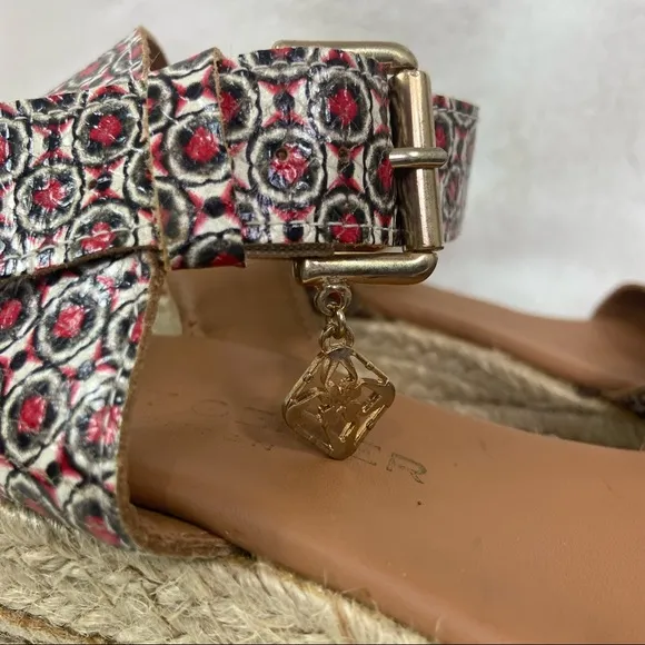 Kurt Geiger Red geometric rope wedge sandals. 37/7