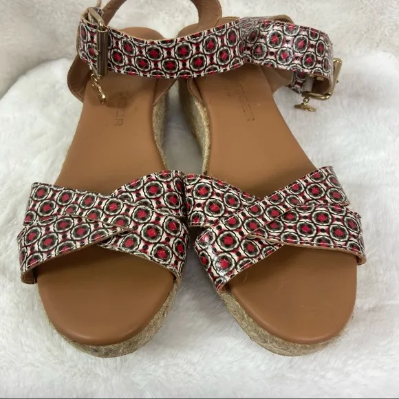 Kurt Geiger Red geometric rope wedge sandals. 37/7