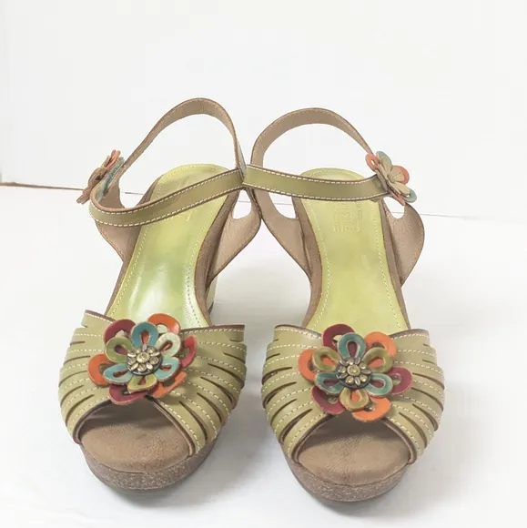 L ' Artiste leather honiepie sandals