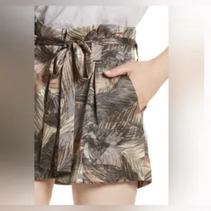 L’agence Silk High Rise Alex Paperbag Mini Shorts w Belt Pockets Olive Palm XS