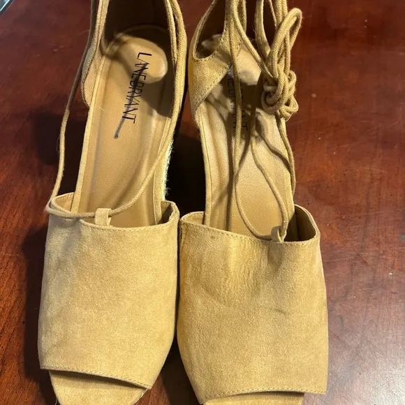 Lane Bryant Womens  Wedge High Heel Ankle Tie Closed Tan color 11W NEW