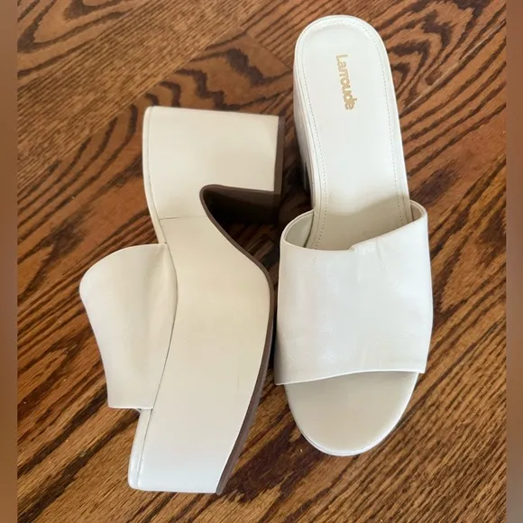 Larroude ivory platform sandals Size 10
