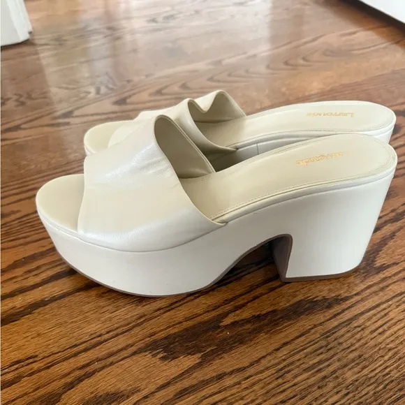 Larroude ivory platform sandals Size 10