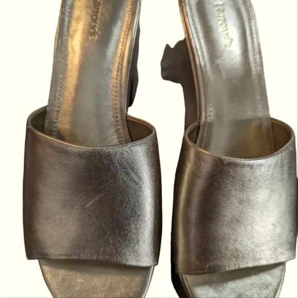 Larroude Miso Platform Mule Sandals in Metallic Gold...Size 9