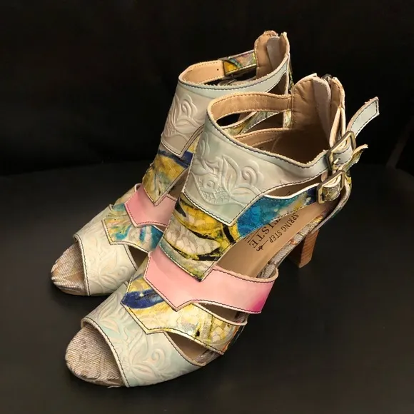 L’Artiste Spring Step Brooke Leather Peep Toe Ankle Bootie Heels 39 (8.5 US)