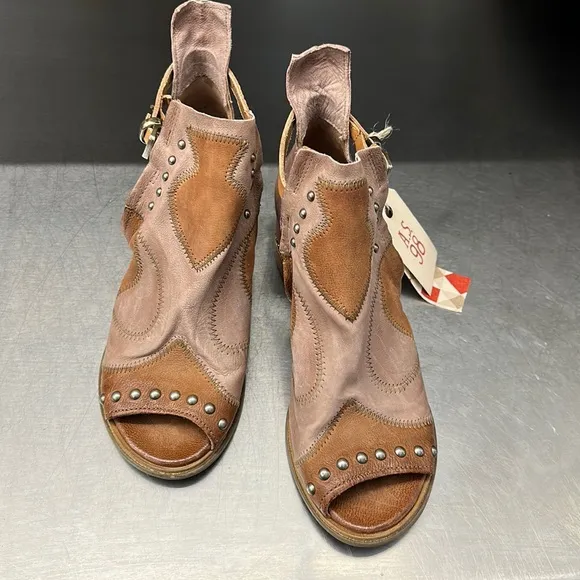 LAST PAIR AS98 “Maudie” patchwork leather sandals. New!!!