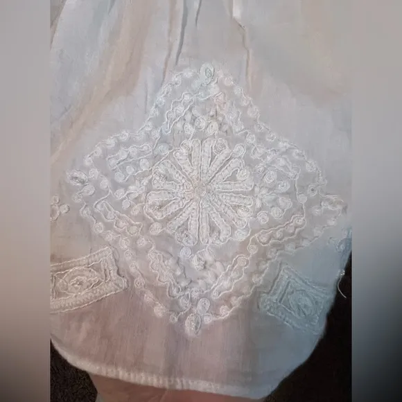 Lauren Ralph Lauren White Embroidered Off-the-Shoulder Dress – Size 12