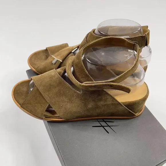 Lemaré Brown Colored Suede Wedge Sandals NIB