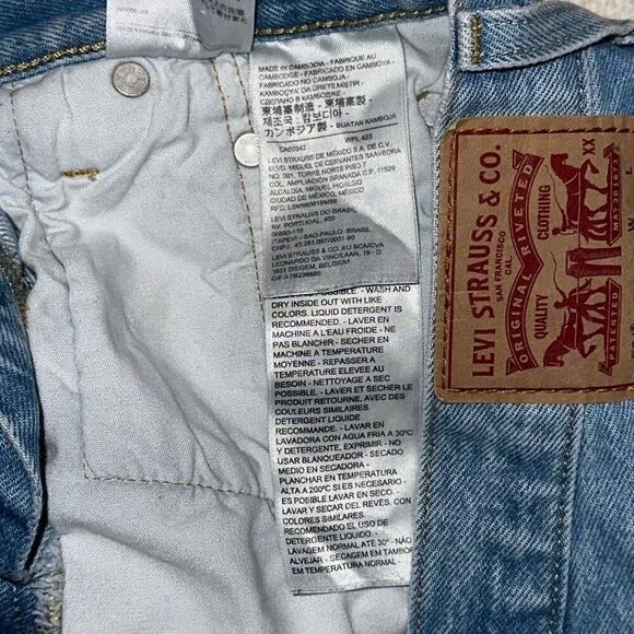 Levi’s high waist cut off denim shorts | Sz 25