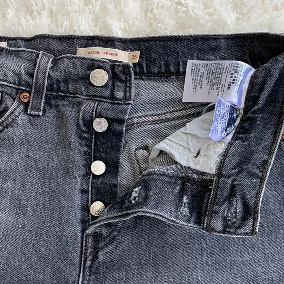 Levi’s Premium Wedgie Straight Distressed Black Cropped Jeans