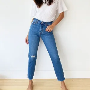 Levi's WEDGIE Premium High Rise  Jeans size 25