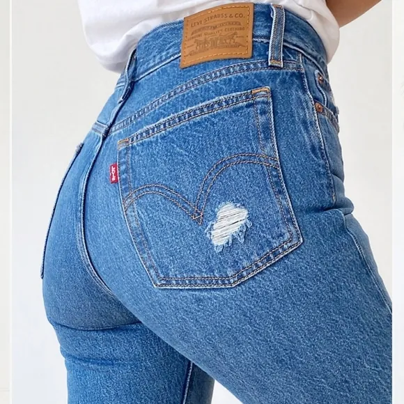 Levi's WEDGIE Premium High Rise  Jeans size 25