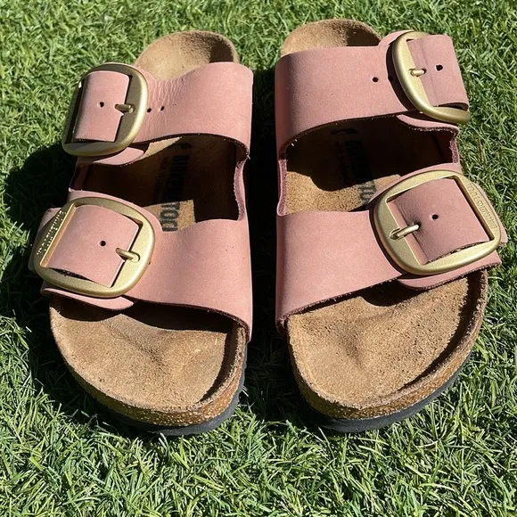LIKE NEW BIRKENSTOCK BIG BUCKLE Arizona Nubuck Sandals!