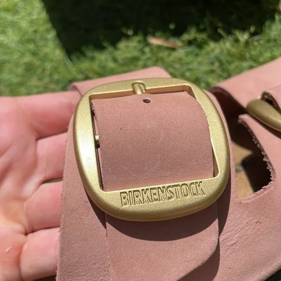 LIKE NEW BIRKENSTOCK BIG BUCKLE Arizona Nubuck Sandals!
