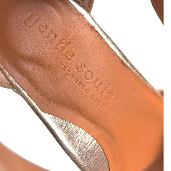 Like New Gentle Souls Kenneth Cole Leather Break My Park Sandals Gold 7 1/2