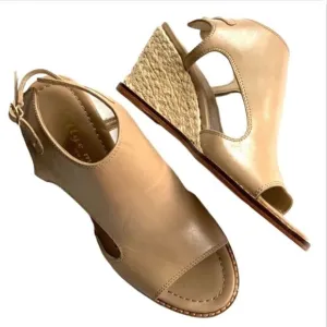Like new Bettye Muller leather wedge sandals