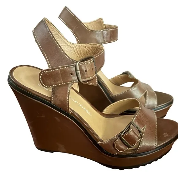 Lisa for Donald J Pliner Brown Kalani wedge sandals