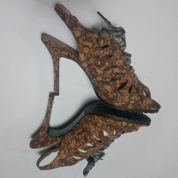 Lisa For Donald J. Pliner Seaform Fish Lace Up High Heels Size 10
