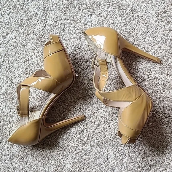 L.K.Bennett 'Sliver' Taupe Patent Sandals ASO Kate Middleton