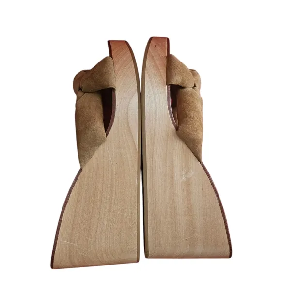 Loeffler Randall Sienna Taylor Suede Wedge Wood Sandals Size 10 Narrow