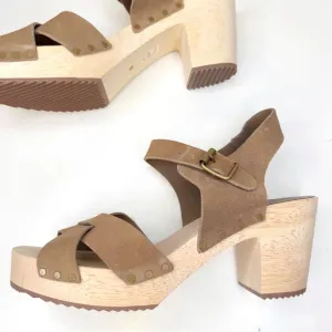 LOFT | Criss Cross Leather &amp; Suede Clog Sandals Sz. 8